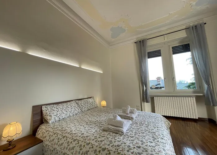 Bg Royal Con Parcheggio - Vista Citta Alta Lägenhet